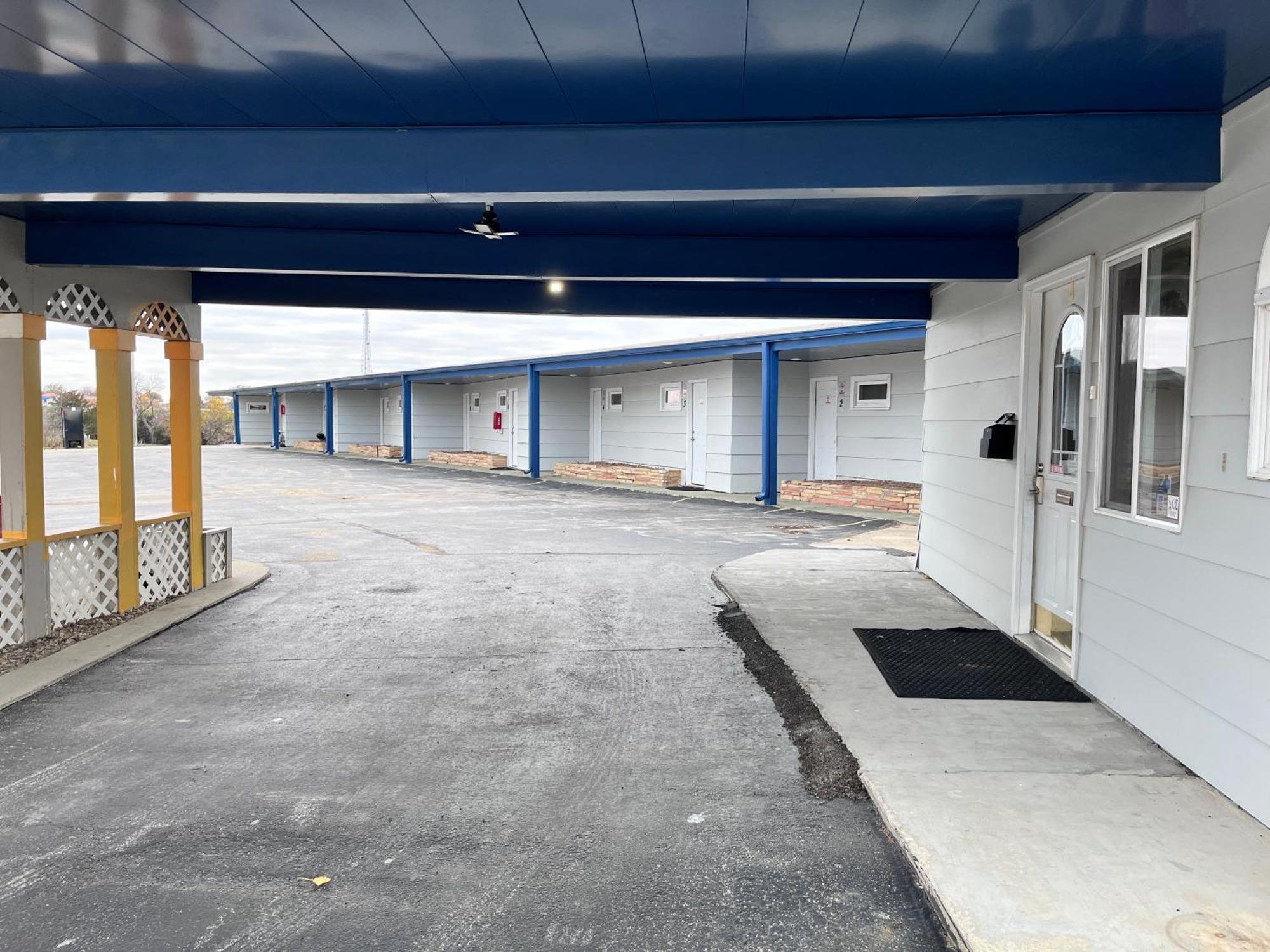 Midway Motel Guthrie Center Exterior foto